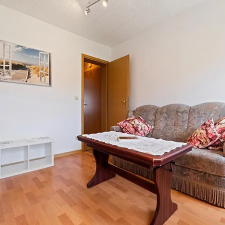 Apartment Attractive In Kl Tz Near The Sea *