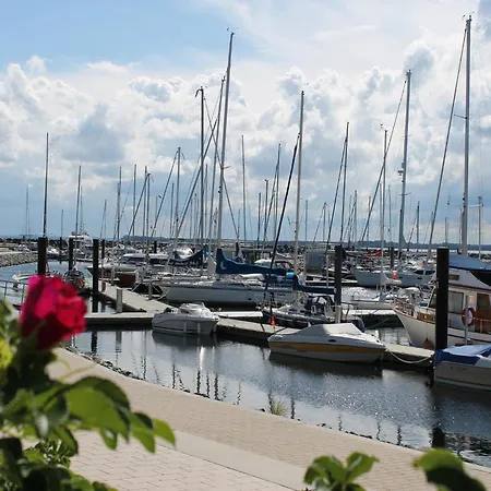 Attractive In Near The Sea * Клюц