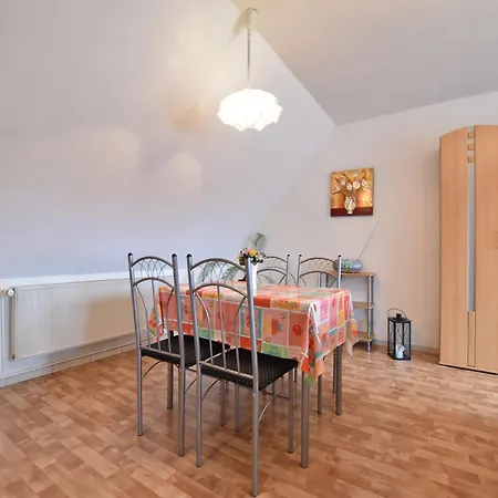 Attractive In Near The Sea Apartmán