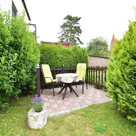 Attractive In Near The Sea Klutz